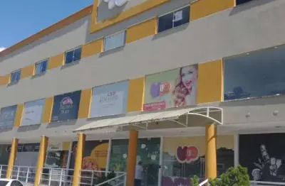 Ponto comercial com 1 sala à venda na rua juracy magalhães, pitangueiras, lauro de freitas, 97 m2 por r$ 630.000