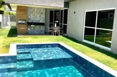 Excelente casa com design moderno em condomínio fechado!