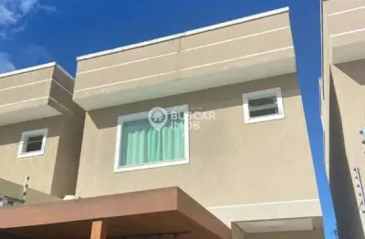 Casa em condomínio fechado com 4 quartos à venda na rua eraldo barbosa, pitangueiras, lauro de freitas, 108 m2 por r$ 680.000