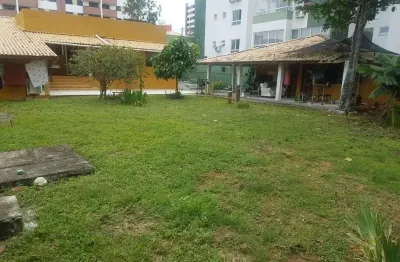Terreno em condomínio fechado à venda na rua itororó, 303, pitangueiras, lauro de freitas, 500 m2 por r$ 1.300.000
