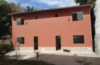 Casa com 2 quartos para alugar na Avenida Praia de Itapoan, 032, Vilas do Atlantico, Lauro de Freitas, 90 m2 por R$ 3.000