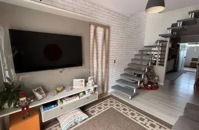 Excelente sobrado semimobiliado no bairro são francisco de assis!