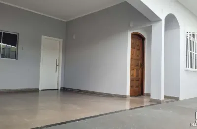 Casa com 3 quartos à venda no Parque Vista Alegre, Bauru 