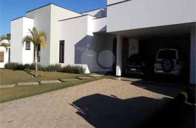 Casa à venda com 3 quartos, sendo 3 suítes,  em condomínio fazenda imperial, sorocaba - sp