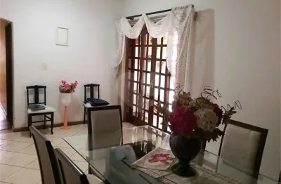 Sobrado à venda com 3 quartos, sendo 1 suíte,  em parque jataí, votorantim - sp