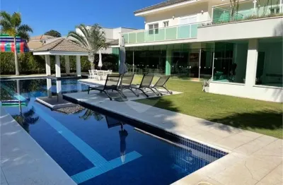 Casa  à venda com 5 quartos, sendo 5 suítes,  no condomínio lago azul residencial e golfe, araçoiaba da serra - sp