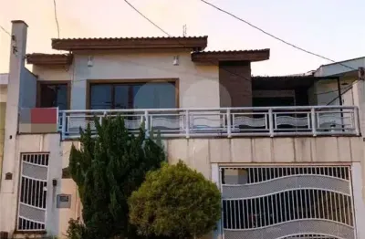 Casa à venda com 2 quartos, sendo 1 suíte,  em parque bela vista, votorantim - sp