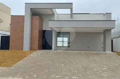 Casa  à venda com 3 quartos, sendo 3 suítes,  no condomínio alphaville nova esplanada 3, votorantim - sp