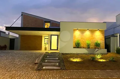 Casa  à venda com 3 quartos, sendo 3 suítes,  no condomínio alphaville nova esplanada 4, votorantim - sp