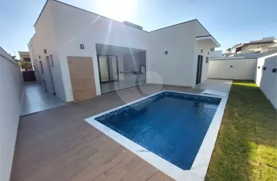 Casa  à venda com 3 quartos, sendo 3 suítes,  no condomínio alphaville nova esplanada 3, votorantim - sp