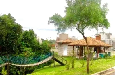 Terreno à venda no condomínio aldeia da mata, votorantim - sp