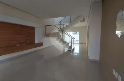 Casa  à venda com 3 quartos, sendo 3 suítes,  no condomínio villagio milano, sorocaba - sp