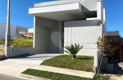 Casa  à venda com 3 quartos, sendo 1 suíte,  no condomínio horto florestal villagio, sorocaba - sp