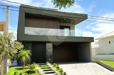 Casa  à venda com 4 quartos, sendo 4 suítes,  no condomínio mont blanc, sorocaba - sp