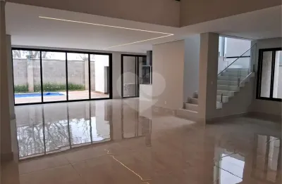 Casa  à venda com 3 quartos, sendo 3 suítes,  no condomínio alphaville nova esplanada 3, votorantim - sp