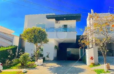 Casa  à venda com 4 quartos, sendo 4 suítes,  no condomínio granja deolinda, sorocaba - sp