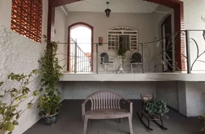 Casa à venda com 5 quartos, sendo 1 suíte,  em Jardim São Paulo, Sorocaba, SP