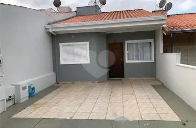 Casa  à venda com 2 quartos, sendo 1 suíte,  no condomínio jardim residencial das dálias, sorocaba - sp