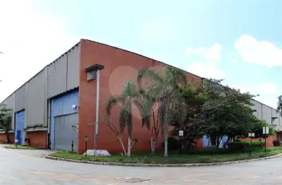 Barracão / Galpão / Depósito com 30 salas para alugar na Avenida Independência, 415, Iporanga, Sorocaba