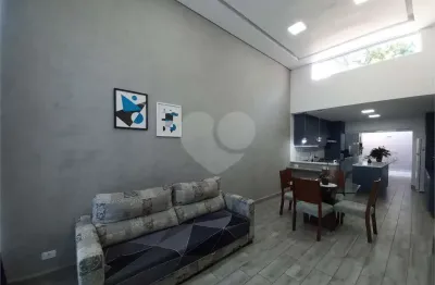 Casa  à venda com 2 quartos, sendo 1 suíte,  no condomínio horto florestal villagio, sorocaba - sp