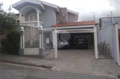 Sobrado à venda com 4 quartos, sendo 2 suítes,  em parque campolim, sorocaba - sp