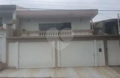 Sobrado à venda com 3 quartos, sendo 1 suíte,  em parque três meninos, sorocaba - sp