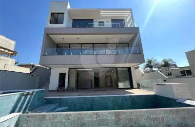 Casa  à venda com 4 quartos, sendo 4 suítes,  no condomínio alphaville nova esplanada 1, votorantim - sp