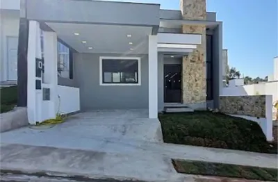 Casa  à venda com 3 quartos, sendo 1 suíte,  no condomínio horto florestal villagio, sorocaba - sp
