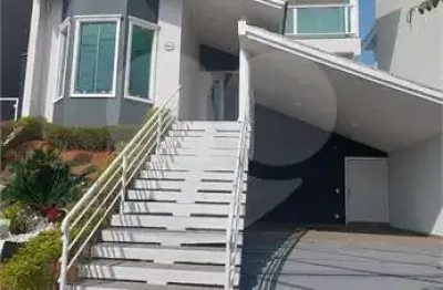 Casa  à venda com 3 quartos, sendo 1 suíte,  no condomínio residencial villa dos inglezes, sorocaba - sp