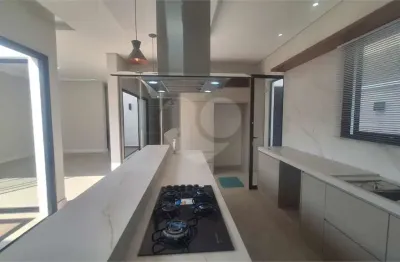 Casa  à venda com 3 quartos, sendo 3 suítes,  no condomínio granja olga ii, sorocaba - sp