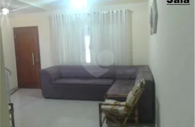 Sobrado à venda com 2 quartos, sendo 2 suítes,  em jardim rosália alcolea, sorocaba - sp
