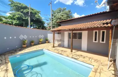 Casa com 3 quartos à venda na Rua Doutor José Stilitano, 328, Parque Ouro Fino, Sorocaba