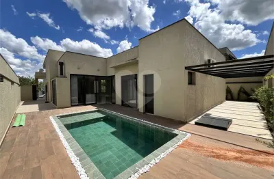 Casa  à venda com 3 quartos, sendo 3 suítes,  no condomínio alphaville nova esplanada 3, votorantim - sp