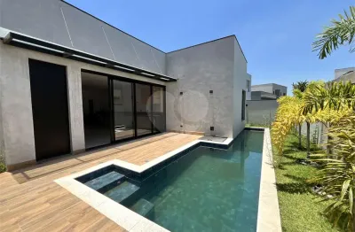 Casa  à venda com 3 quartos, sendo 3 suítes,  no condomínio alphaville nova esplanada 4, votorantim - sp