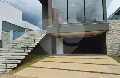 Casa  à venda com 3 quartos, sendo 3 suítes,  no condomínio alphaville nova esplanada 1, votorantim - sp