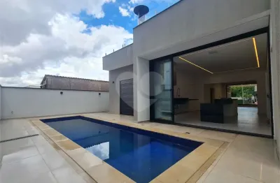 Casa  à venda com 3 quartos, sendo 3 suítes,  no condomínio alphaville nova esplanada 1, votorantim - sp