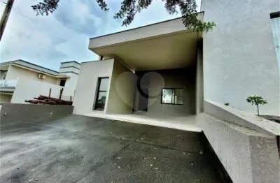Casa  à venda com 3 quartos, sendo 3 suítes,  no condomínio terras de são francisco, sorocaba - sp