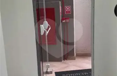 Apartamento à venda com 2 quartos, sendo 1 suíte,  no condomínio residencial três meninos, sorocaba - sp