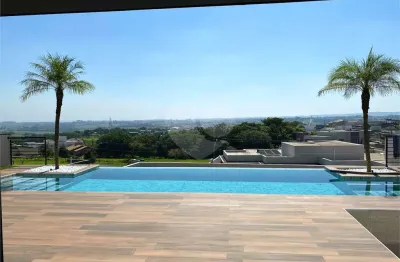 Casa  à venda com 4 quartos, sendo 4 suítes,  no condomínio parque chapada itu, itu - sp