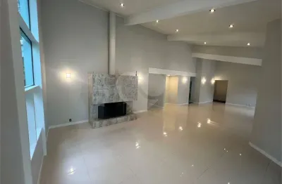 Casa  à venda ou para alugar com 4 quartos, sendo 2 suítes,  no condomínio lago azul, araçoiaba da serra - sp