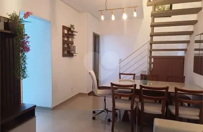 Casa com 2 quartos à venda na Rua Professora Yvonne Tunis Soares, 18, Parque Esmeralda, Sorocaba