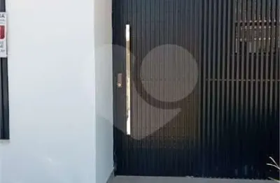 Casa à venda com 3 quartos, sendo 1 suíte,  em Horto Florestal, Sorocaba, SP