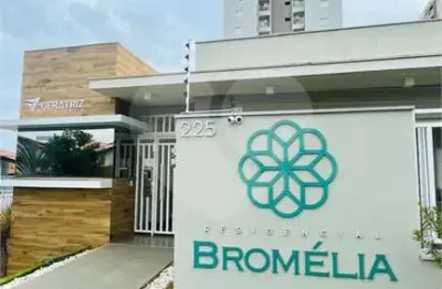 Apartamento à venda com 2 quartos, sendo 1 suíte,  no condomínio -residencial bromelia, sorocaba - sp