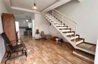 Casa à venda com 2 quartos, sendo 2 suítes,  em Jardim Simus, Sorocaba, SP