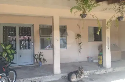 Casa com 3 quartos à venda na Alameda Jaboticabal, Jardim Saira, Sorocaba
