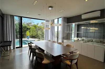 Casa  à venda ou para alugar com 3 quartos, sendo 3 suítes,  no condomínio alphaville nova esplanada 1, votorantim - sp