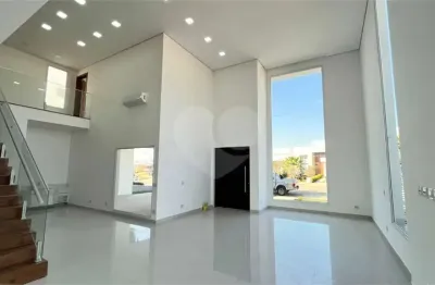 Casa  à venda com 4 quartos, sendo 4 suítes,  no condomínio alphaville nova esplanada 1, votorantim - sp