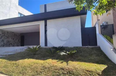 Casa  à venda com 3 quartos, sendo 1 suíte,  no condomínio cyrela landscape, votorantim - sp