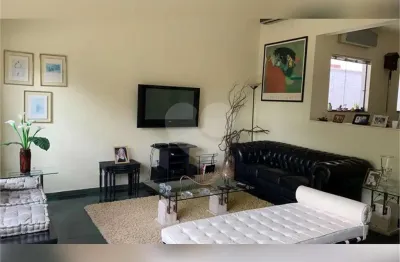 Casa  à venda com 3 quartos, sendo 1 suíte,  no condomínio Granja Olga I, Sorocaba - SP