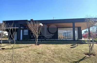 Casa  à venda ou para alugar com 2 quartos no condomínio villa magari, sorocaba - sp